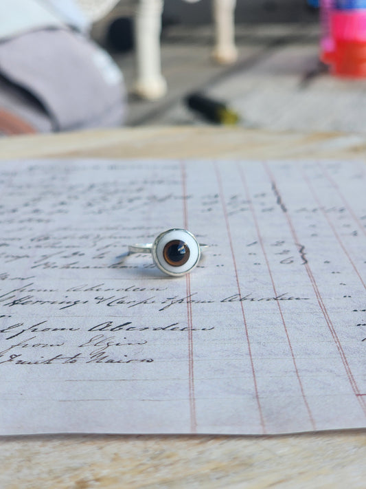 Eye See You Ring ~ Size 7