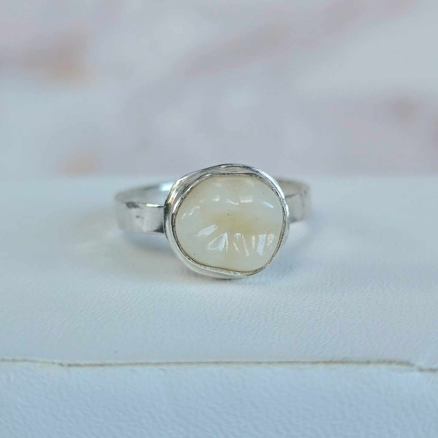 Toothy Ring (Size 8.5)