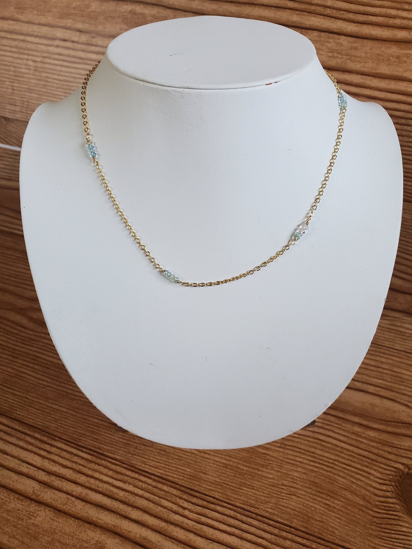 Delicate Aquamarine and Gold Chain Necklace